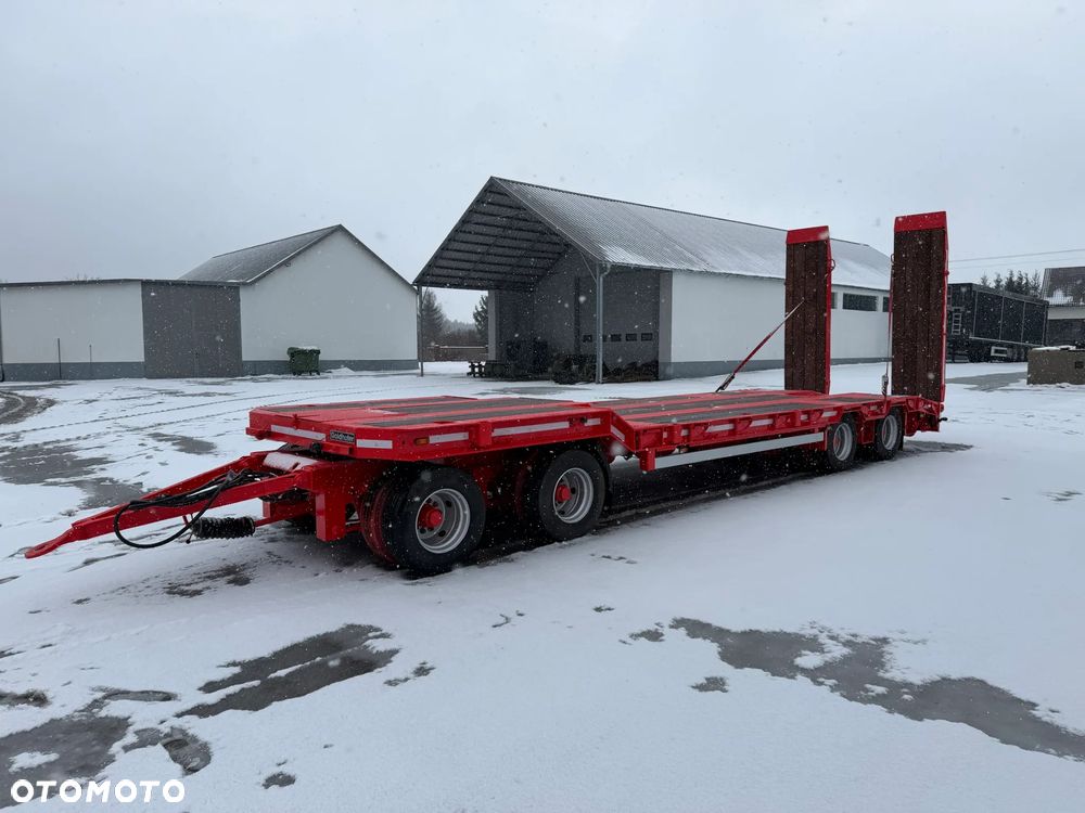 Goldhofer Przyczepa niskopodwoziowa 4-osiowa Długość 9,25 m Najazdy Hydrauliczne 2010 rok - 6