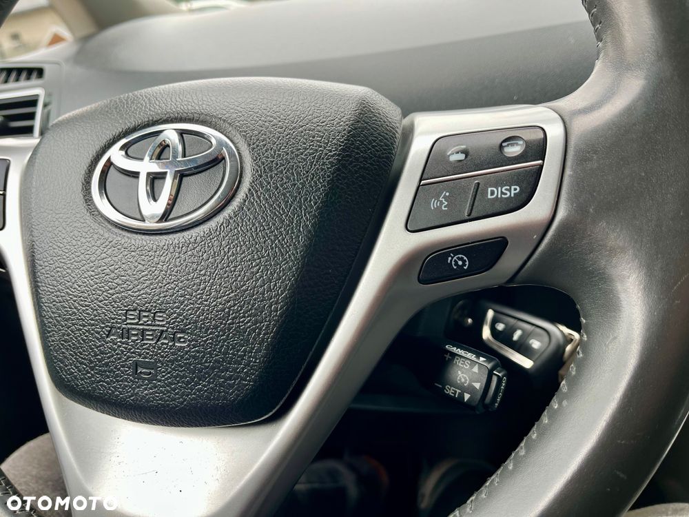 Toyota Verso 1.8 7-Sitzer Executive - 24