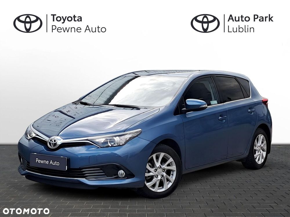 Toyota Auris - 1