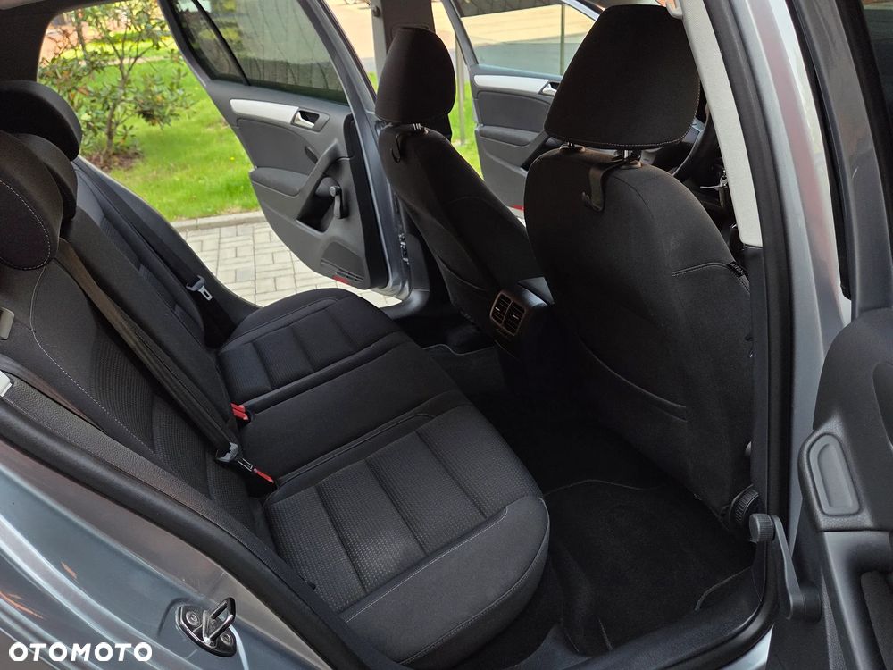 Volkswagen Golf 1.2 TSI BlueMotion Technology MATCH - 26