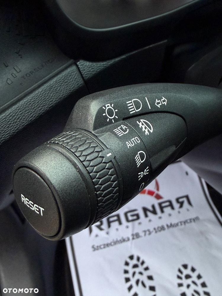 Volvo XC 40 D3 Momentum - 21