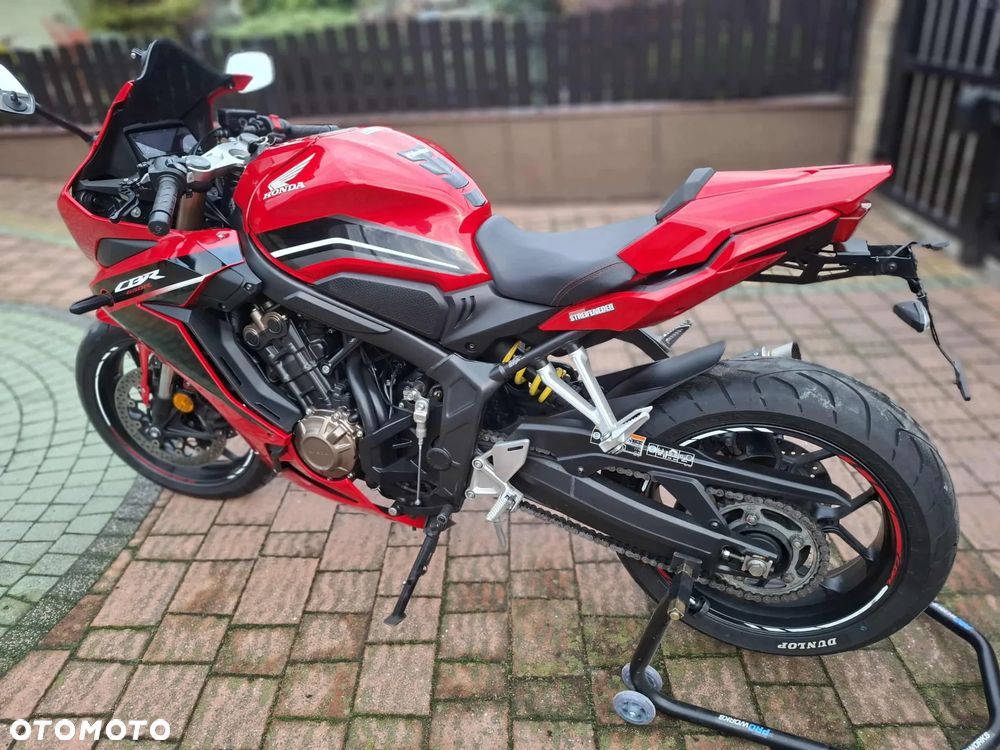 Honda CBR - 3