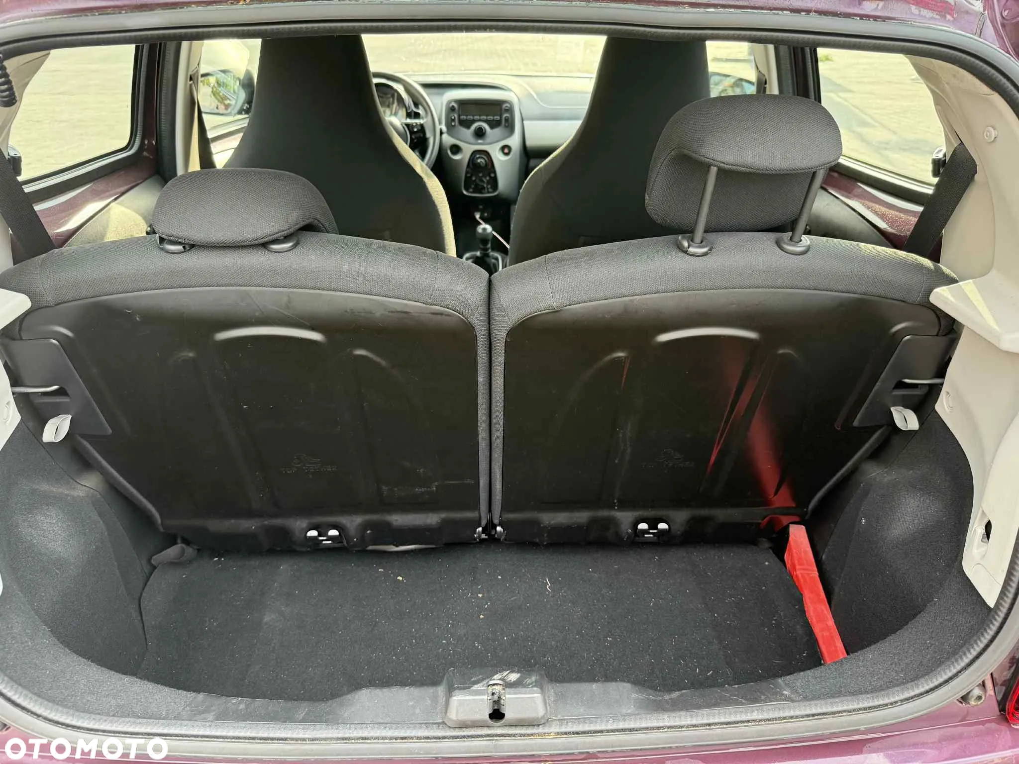 Peugeot 108 - 11