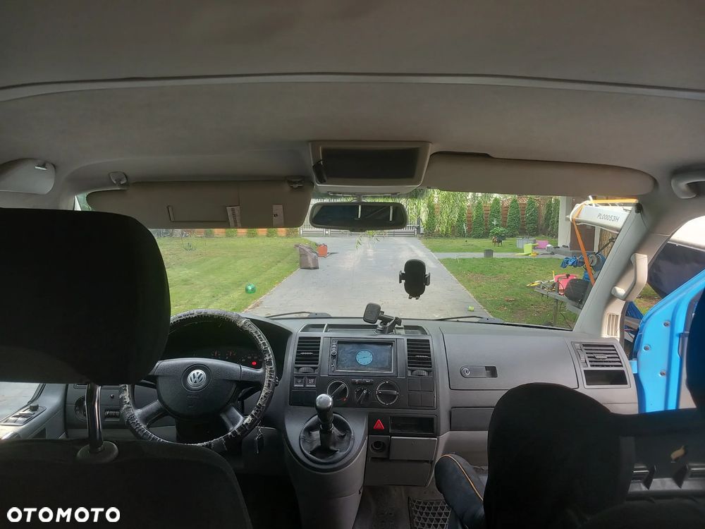 Volkswagen Transporter - 11