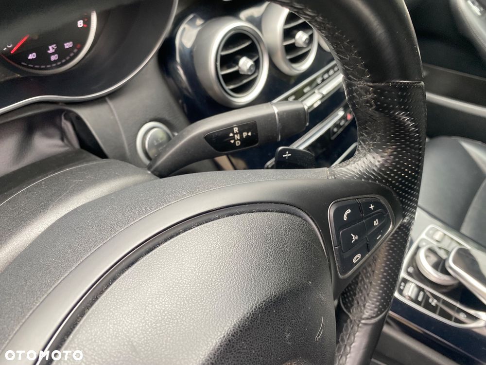 Mercedes-Benz Klasa C 300 T 7G-TRONIC Avantgarde - 13