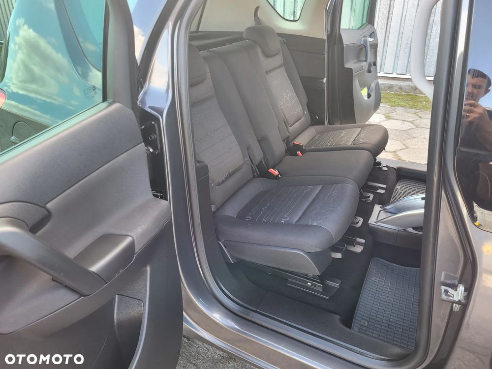 Opel Meriva - 13
