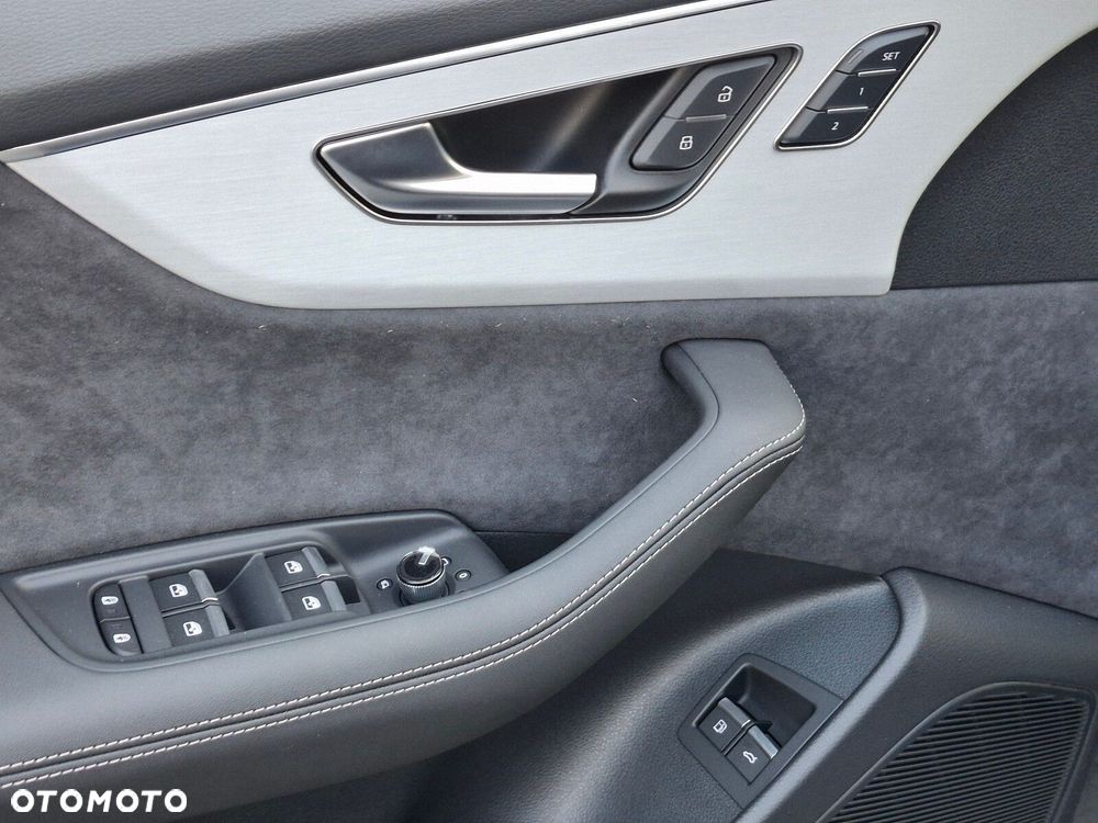 Audi Q8 - 11