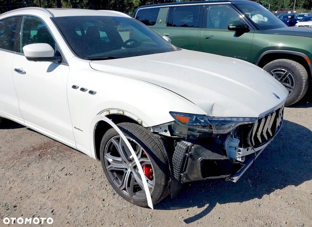 Maserati Levante S Q4 GranLusso - 6
