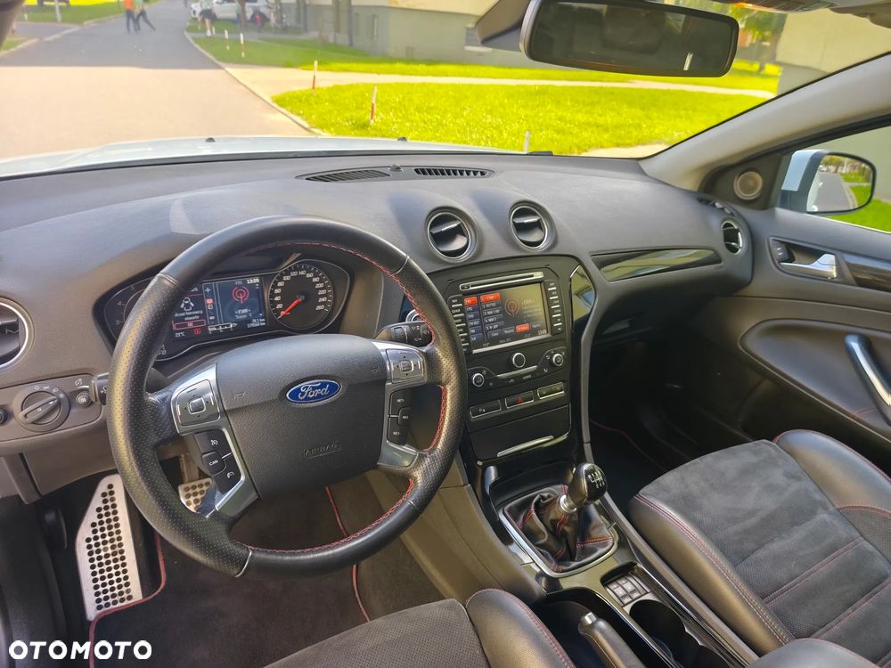 Ford Mondeo 2.0 TDCi Titanium S - 24