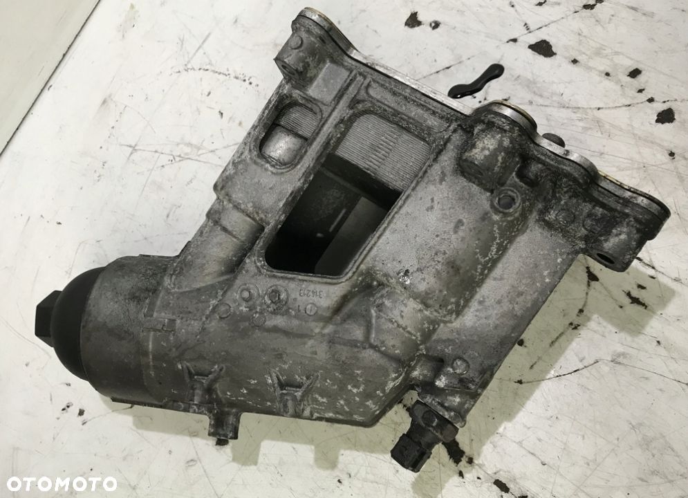 PODSTAWA FILTRA OLEJU CHŁODNICA 7797392 BMW N47 - 3