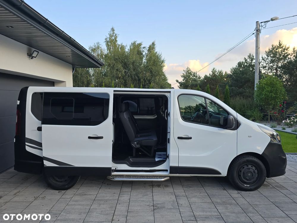Opel Vivaro L2H1 2,9t Elegance Premium - 17