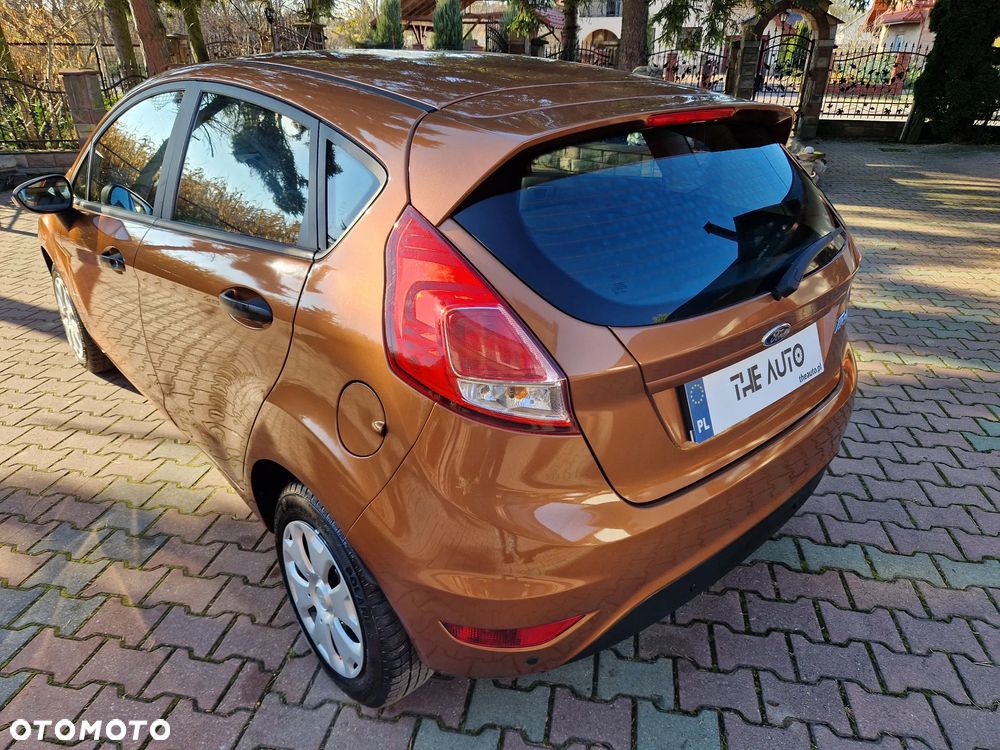 Ford Fiesta 1.25 Ambiente - 33