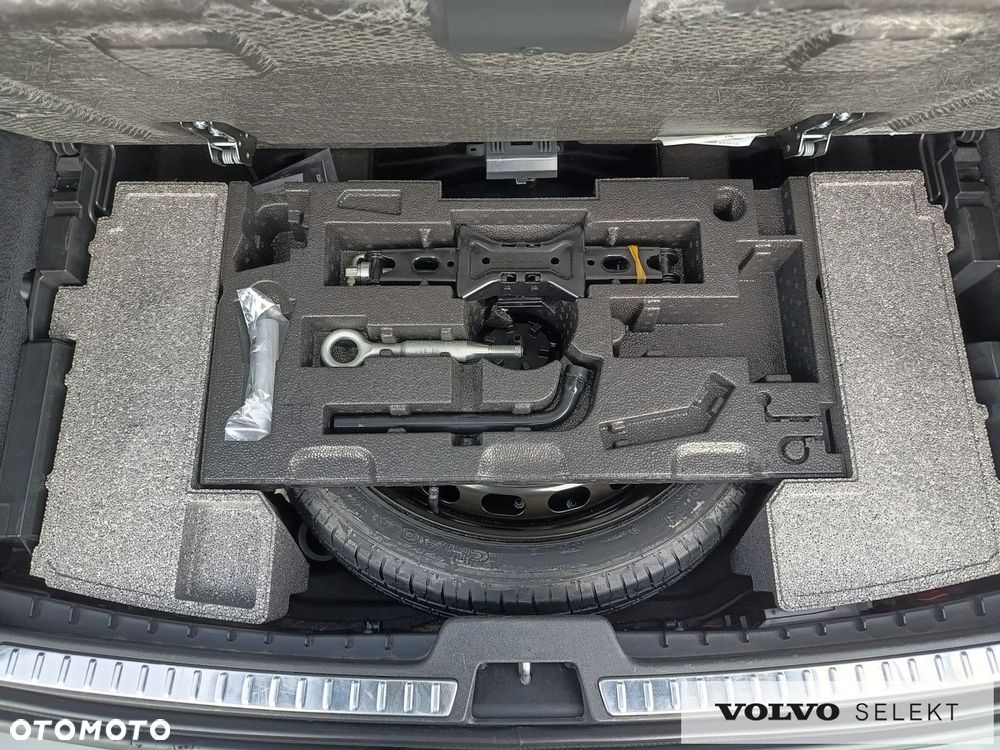 Volvo XC 90 - 13