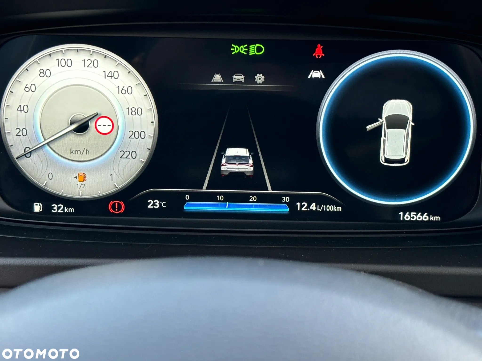 Hyundai i20 - 25