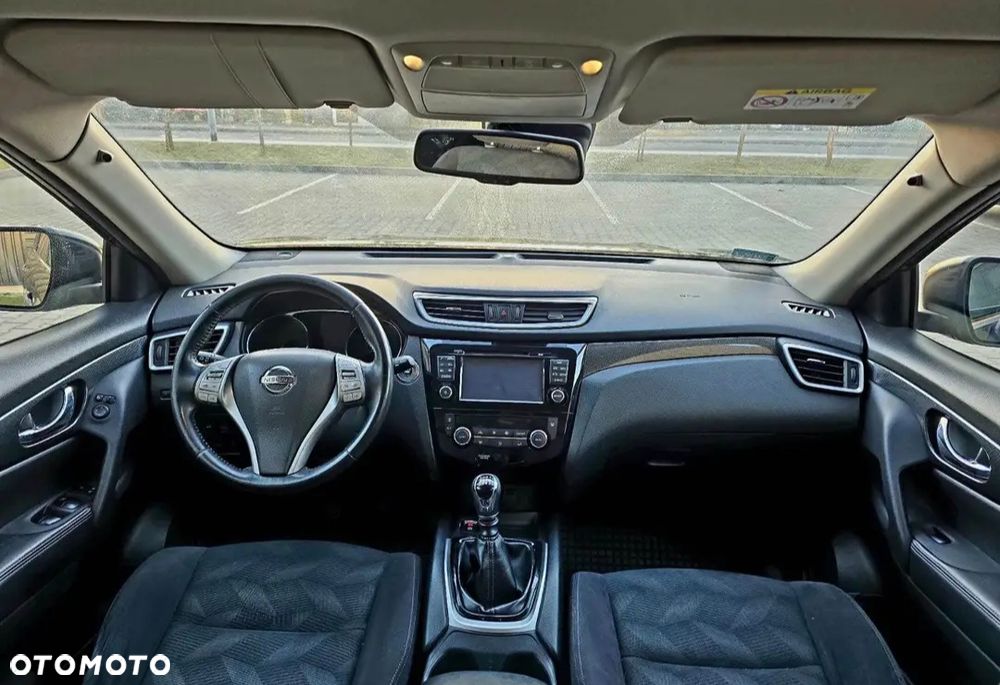 Nissan X-Trail - 11