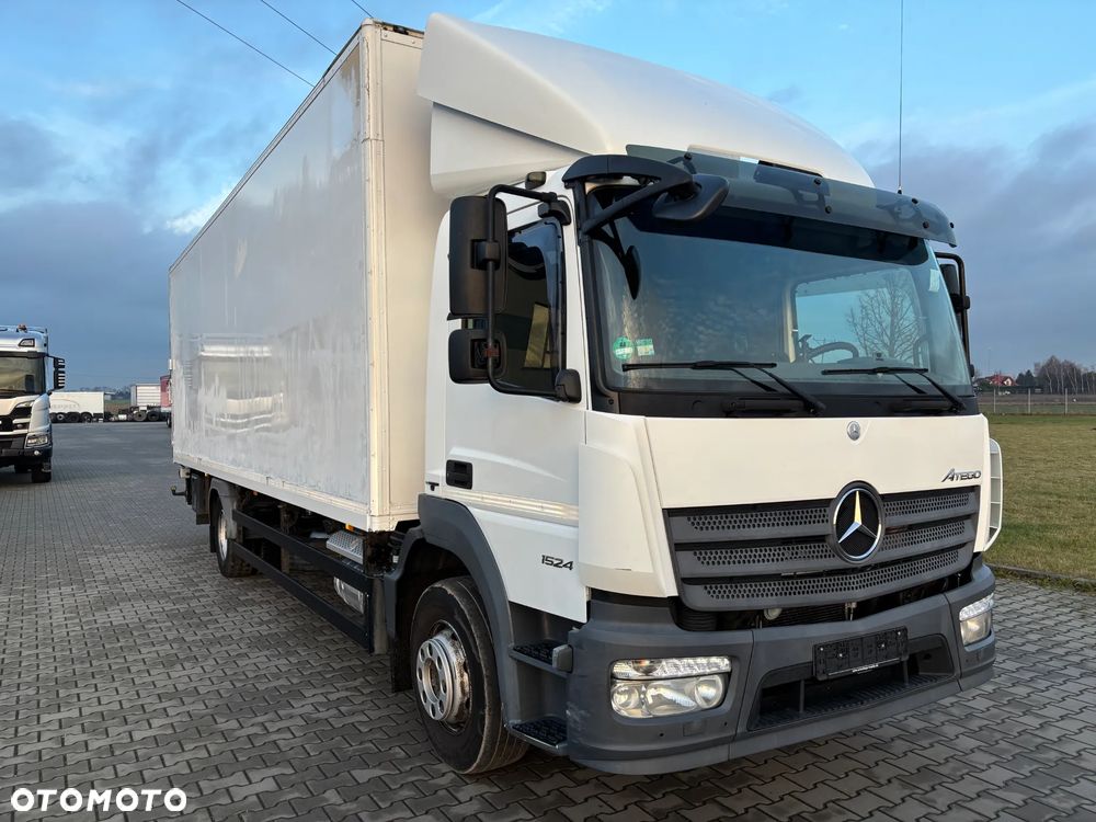 Mercedes-Benz ATEGO 1524  EURO 6 (1527, 1530) kontener z windą , kabina przeedłużana  z łóżkiem składanym - 1