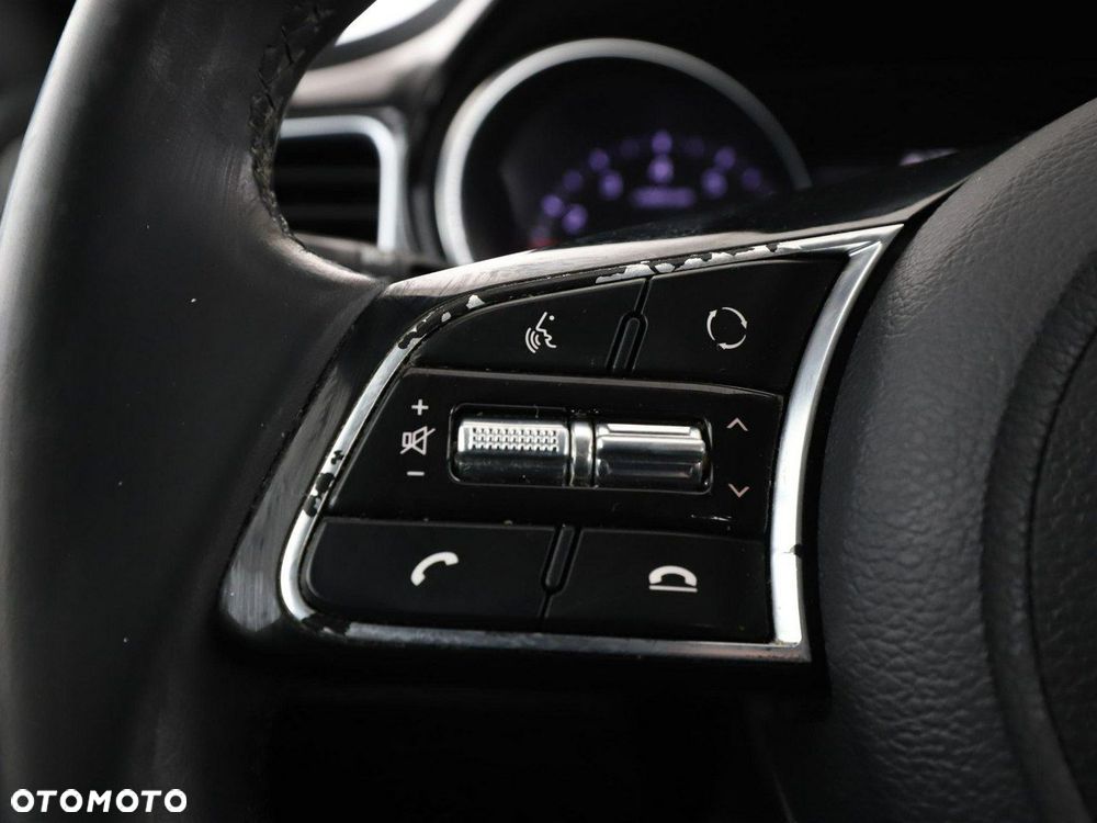 Kia XCeed 1.0 T-GDI L - 29