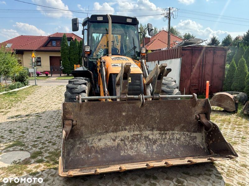 JCB 4CX APC - 8