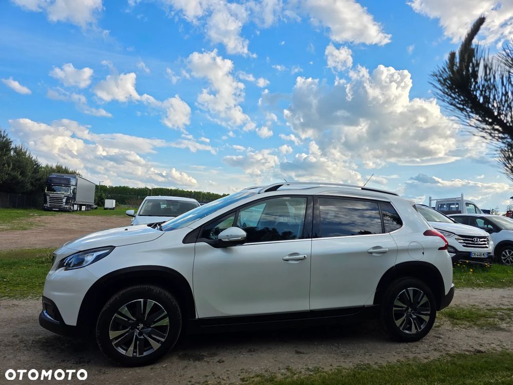 Peugeot 2008 PureTech 130 Allure - 9
