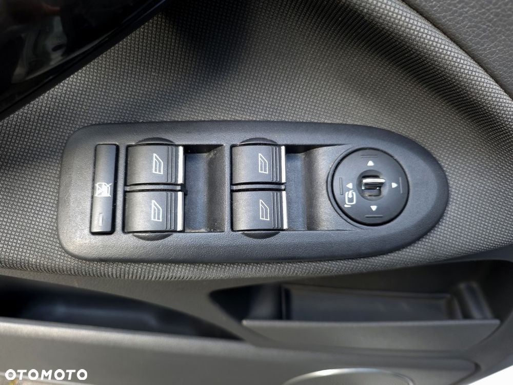 Ford Kuga 2.0 TDCi Individual - 16
