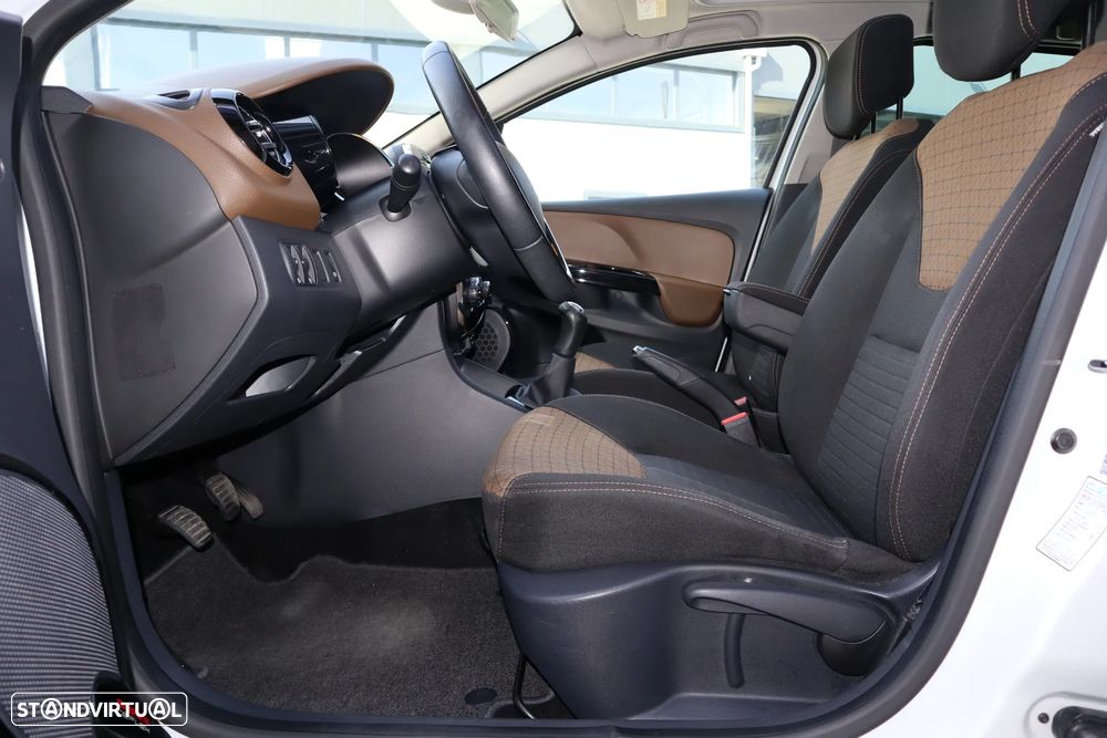 Renault Clio dCi 90 Limited - 14