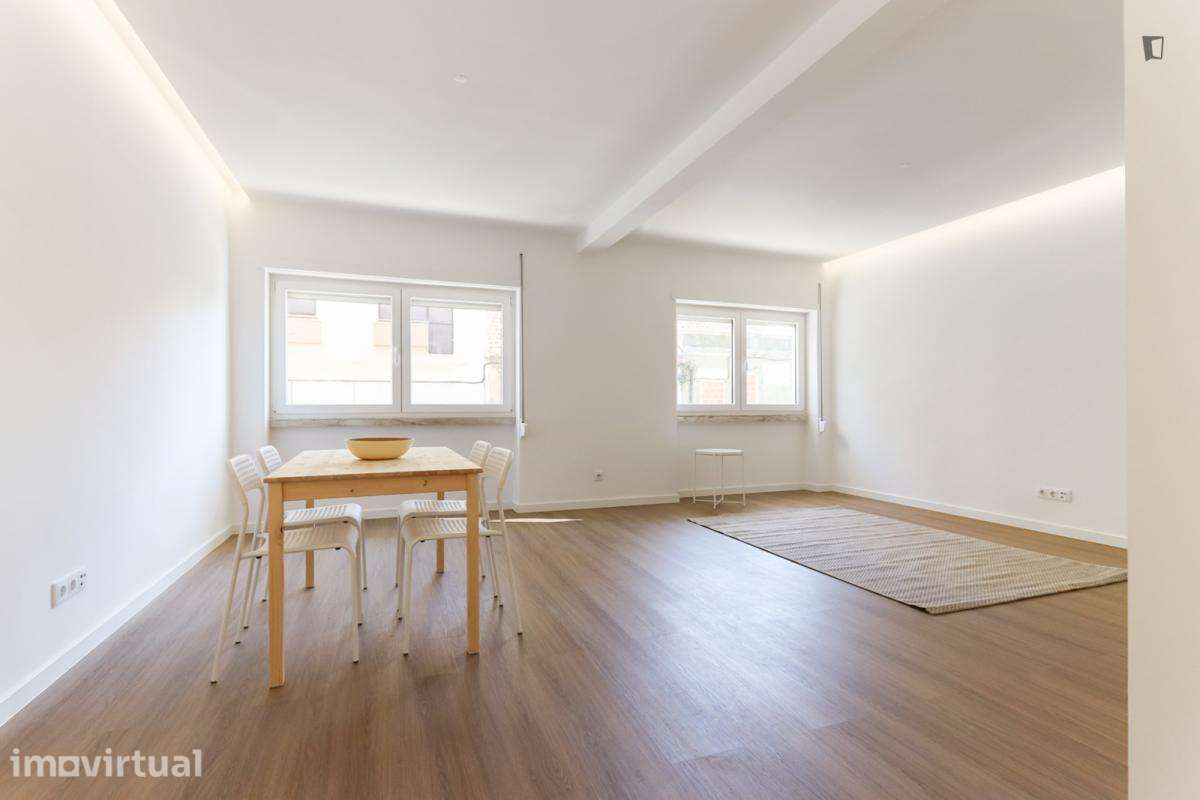 Quarto - localizado em Entrecampos Lisbon - Grande imagem: 2/35