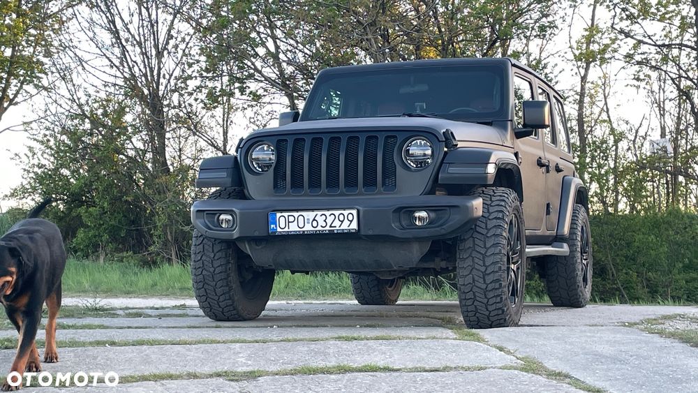 Jeep Wrangler - 4