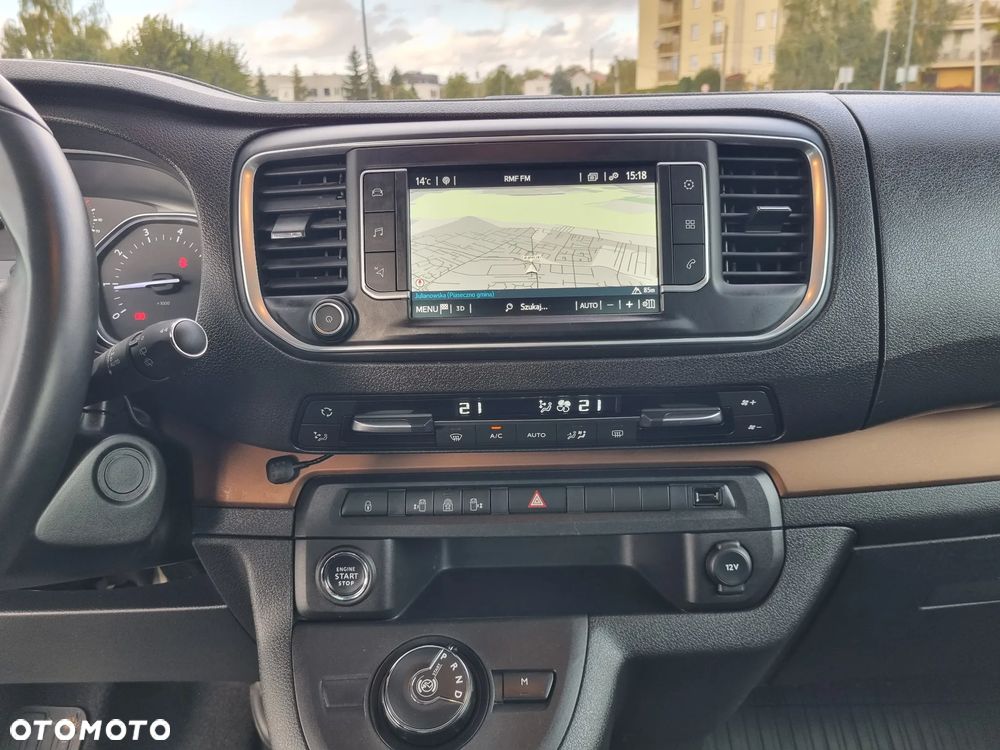 Toyota Proace Verso 2,0-l-D-4D L2 (8-Si.) Autm Family Comfort - 20