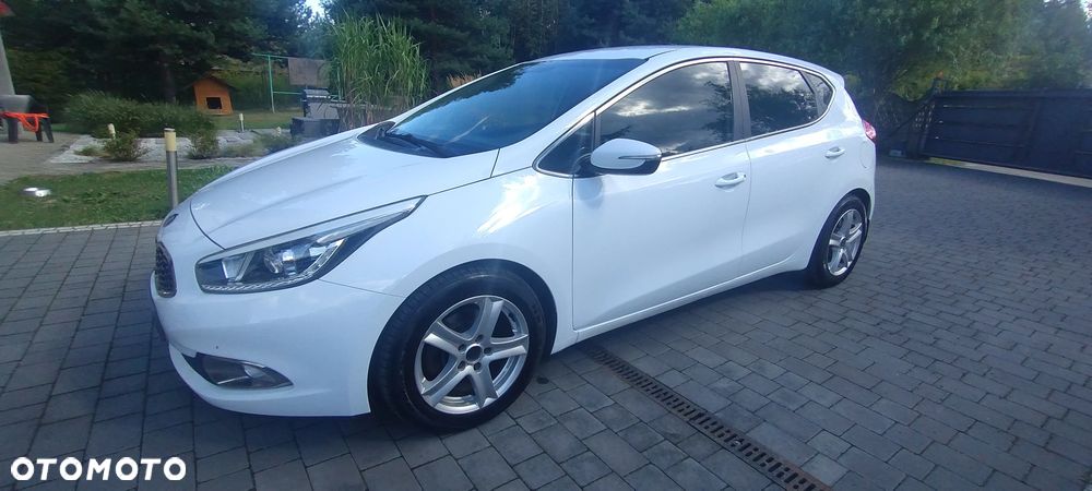 Kia Ceed - 19