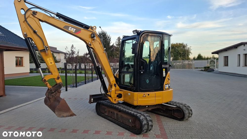 Caterpillar CAT 304E Rok 2015 - 9
