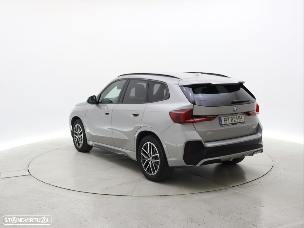 BMW X1 xDrive25e Pack Desportivo M - 4