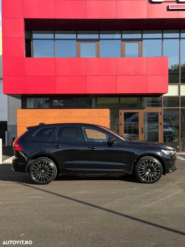 Volvo XC 60 B5 MHEV AWD R-Design - 3