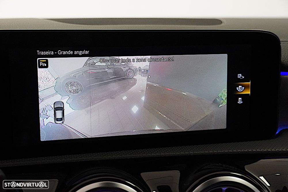 Mercedes-Benz CLA 250 e AMG Line - 32