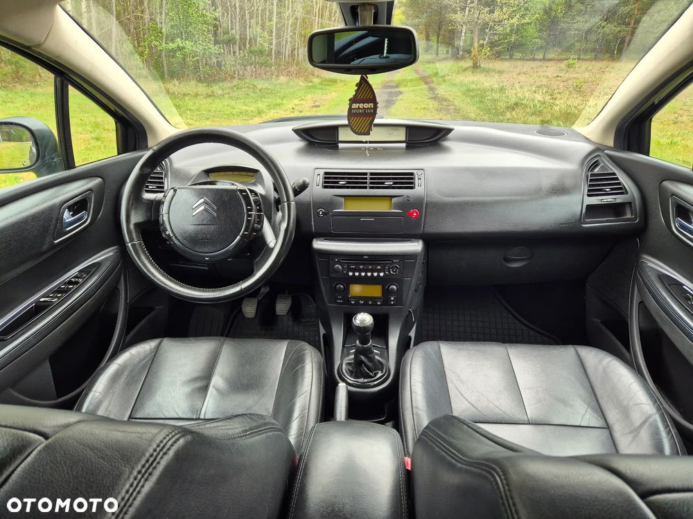 Citroën C4 1.6 HDi Style - 13