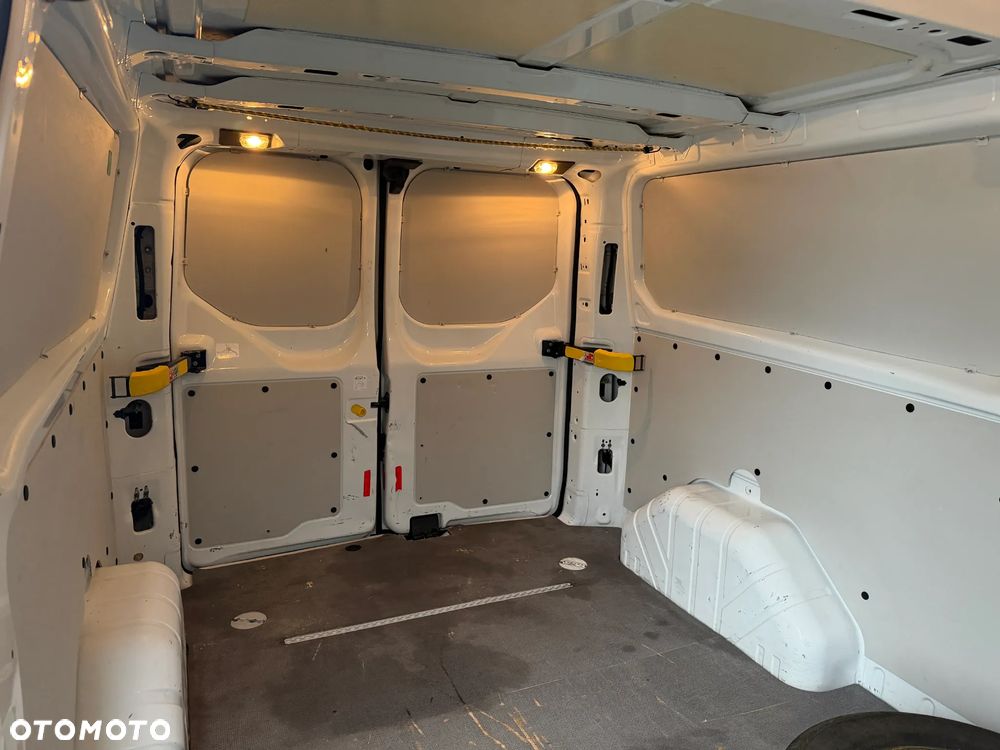 Ford Transit Custom Lift L2H1 2.0Tdci  2018r Klima Kamera Esp Euro 6 Pdc Przod Tyl Oryginalny  Led Tempomat Skórzana Kierownica Furgon Blaszak - 24