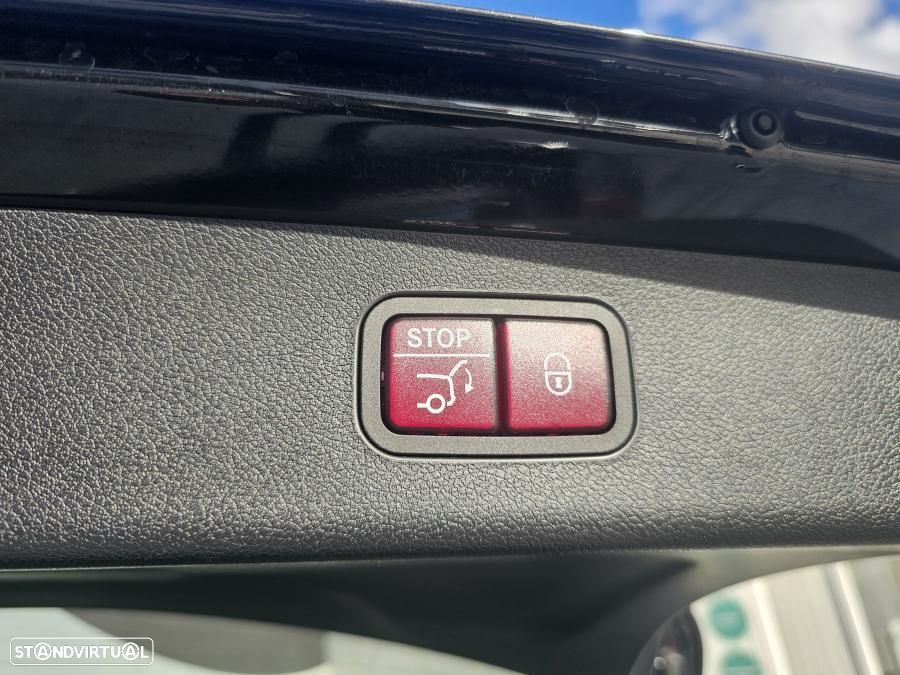 Mercedes-Benz E 300 e Station - 23
