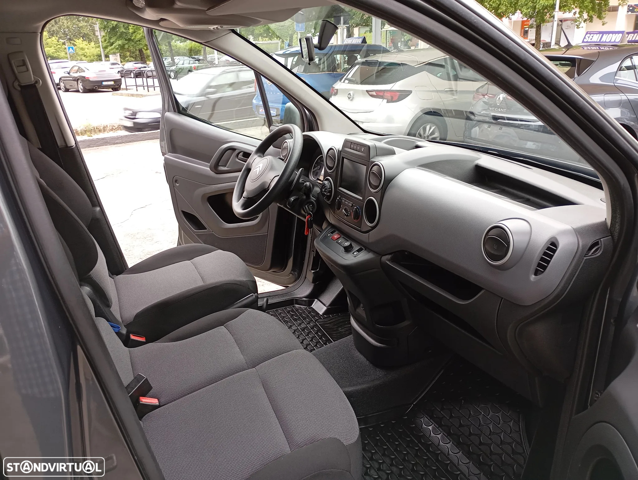 Citroën Berlingo 1.6 Hdi Automática AT6 - 12