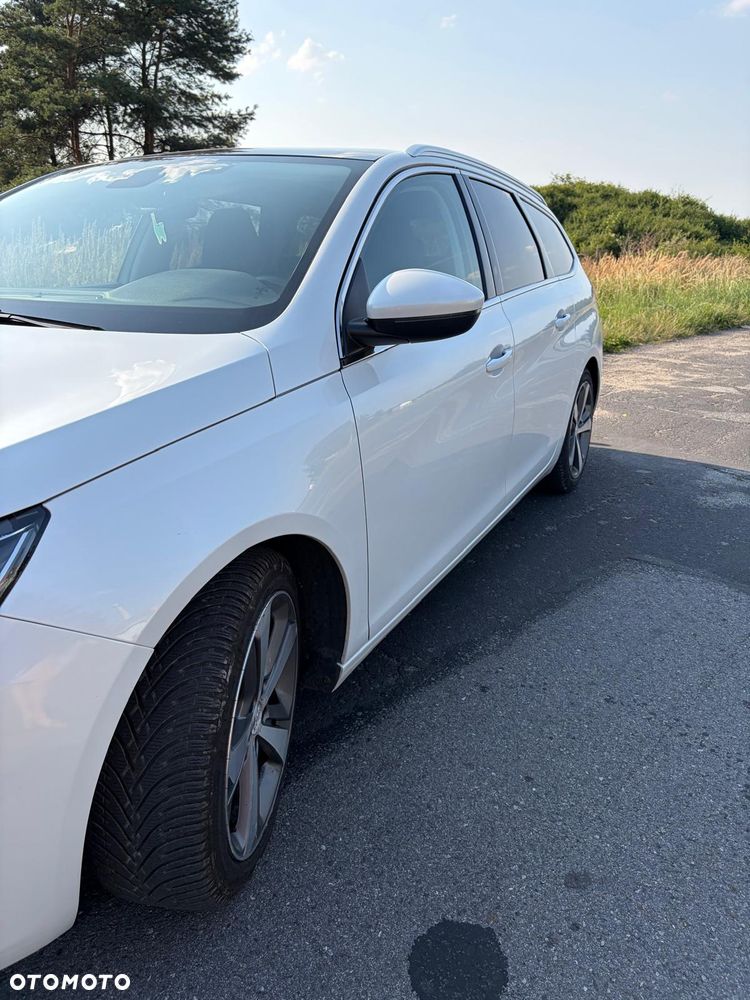Peugeot 308 BlueHDi FAP 150 EAT6 Stop & Start Allure - 4