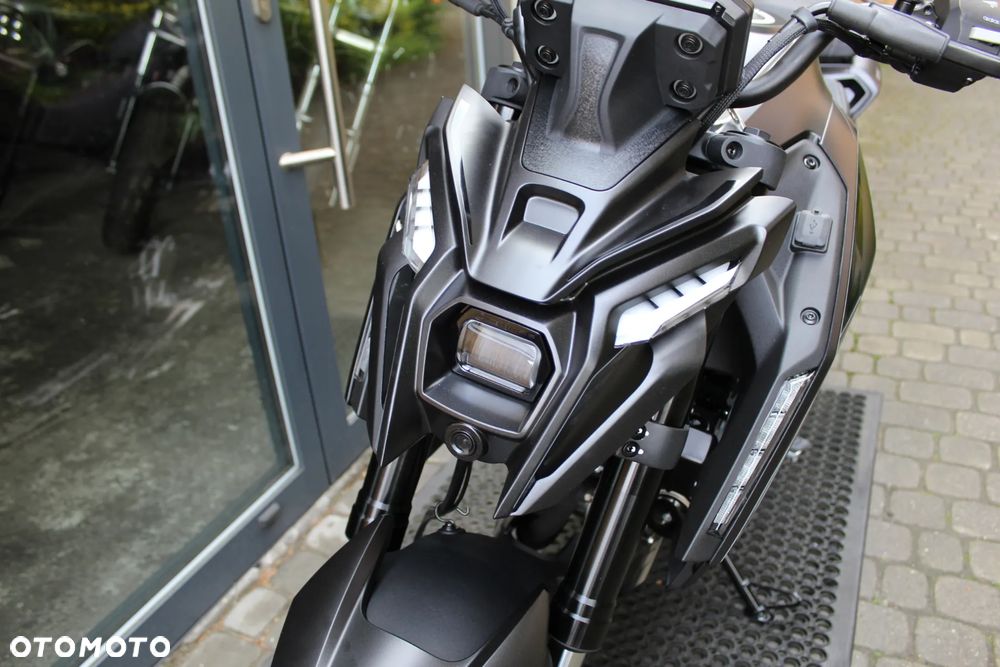 VOGE R125 - 11