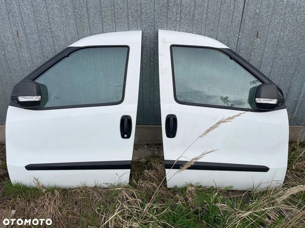 Drzwi prawe lewe przód Fiat Doblo II Lift 2018 kompletne w kolor! - 1