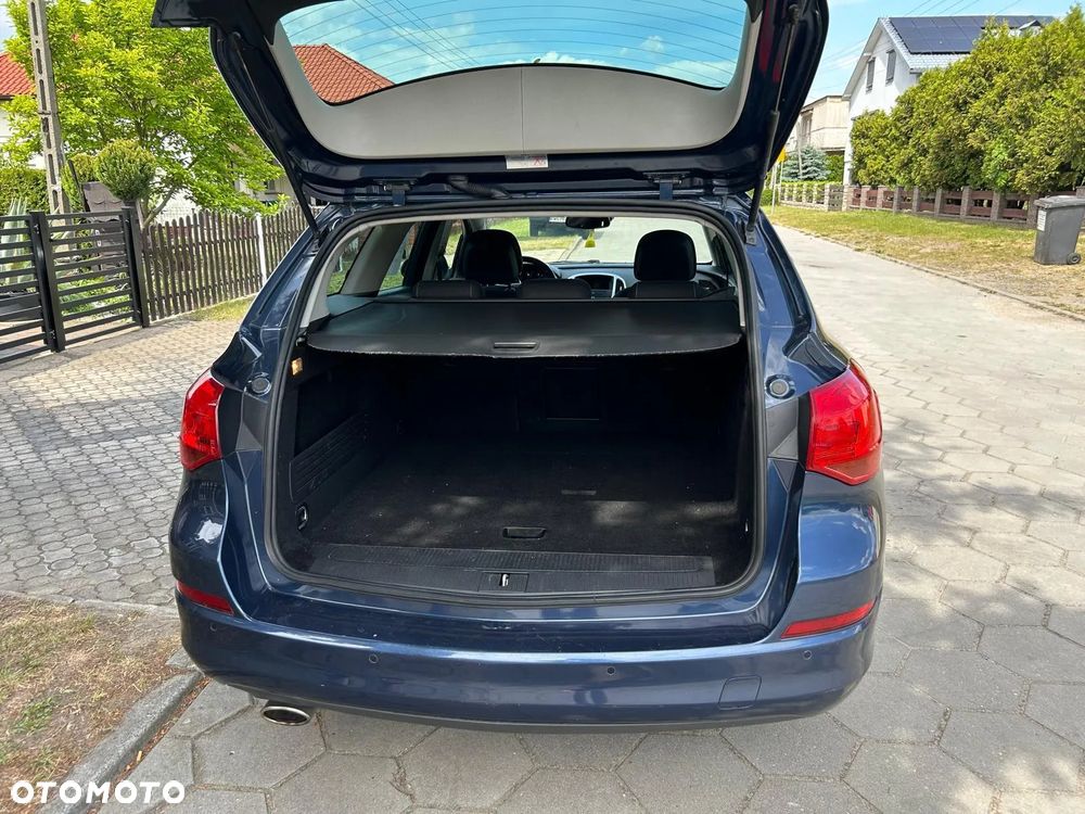 Opel Astra 1.4 Turbo - 9