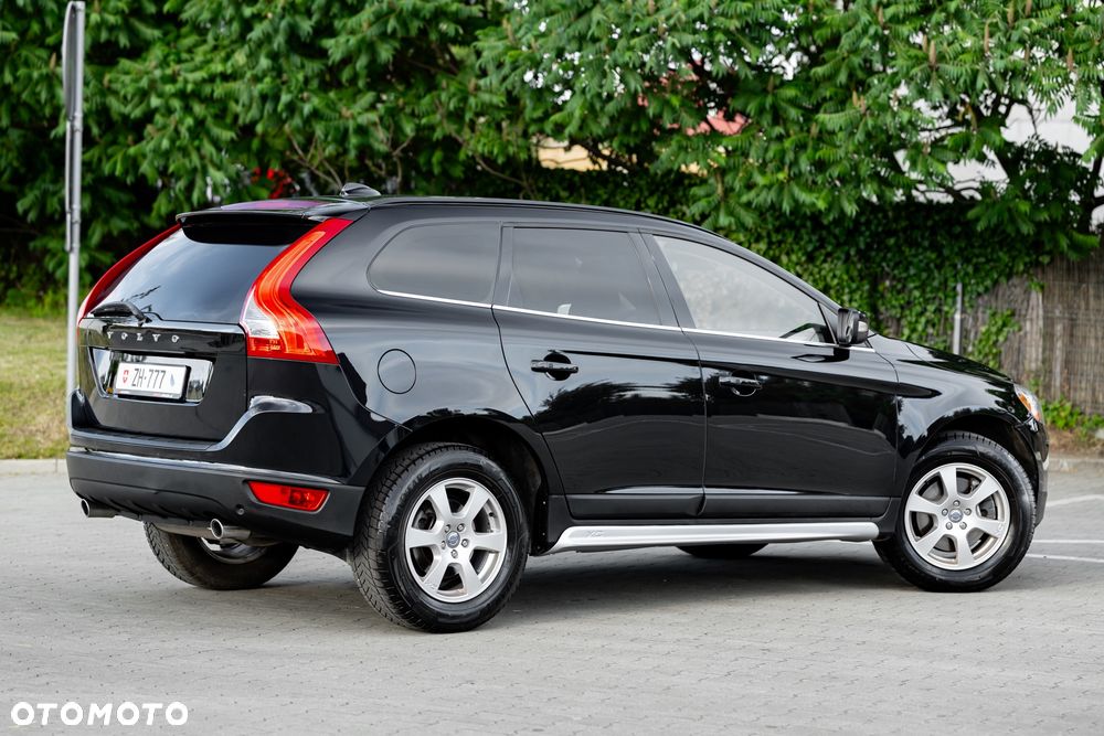 Volvo XC 60 D5 AWD Momentum - 15