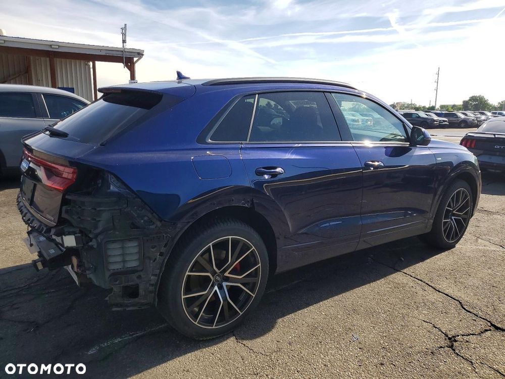 Audi Q8 - 4