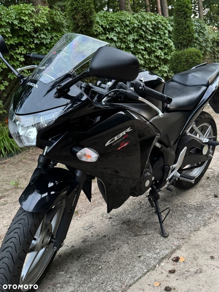 Honda CBR - 4