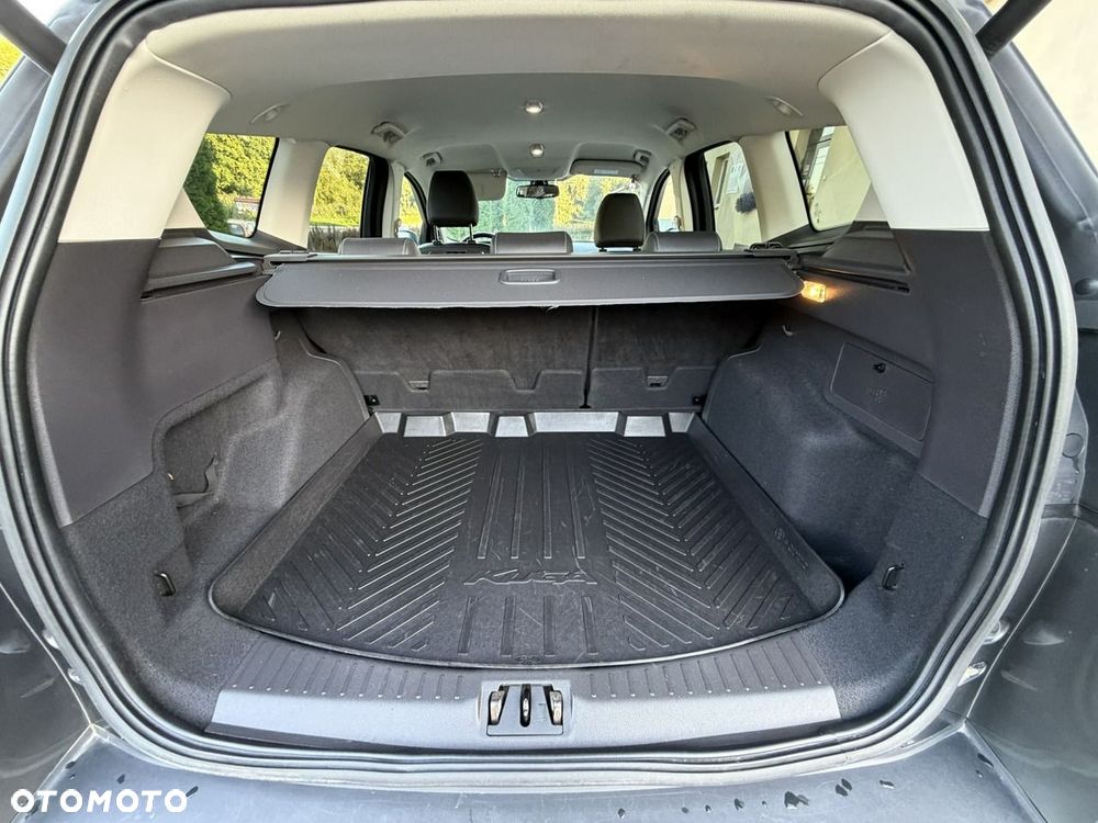 Ford Kuga - 14