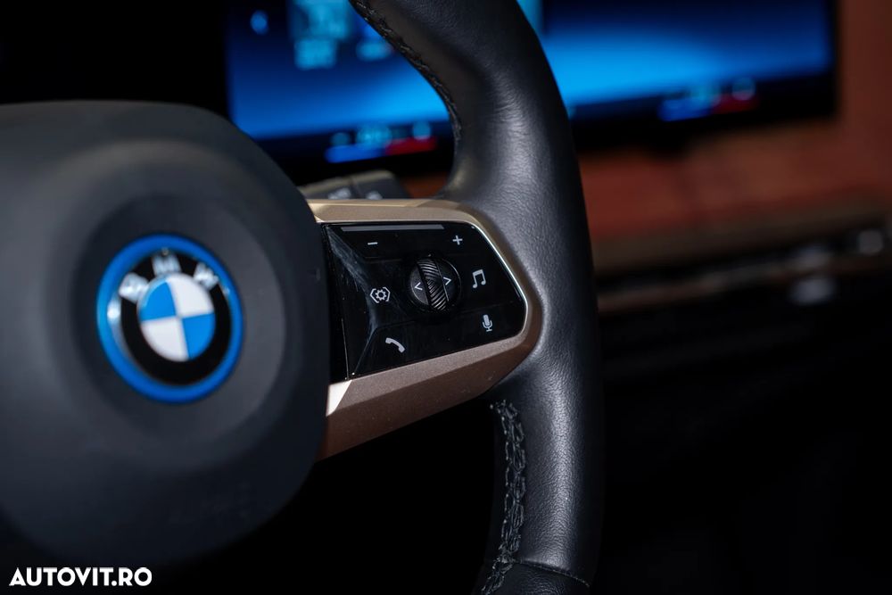 BMW iX xDrive40 - 25