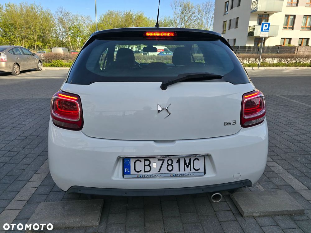 DS Automobiles DS 3 ver-bluehdi-100-sochic - 10