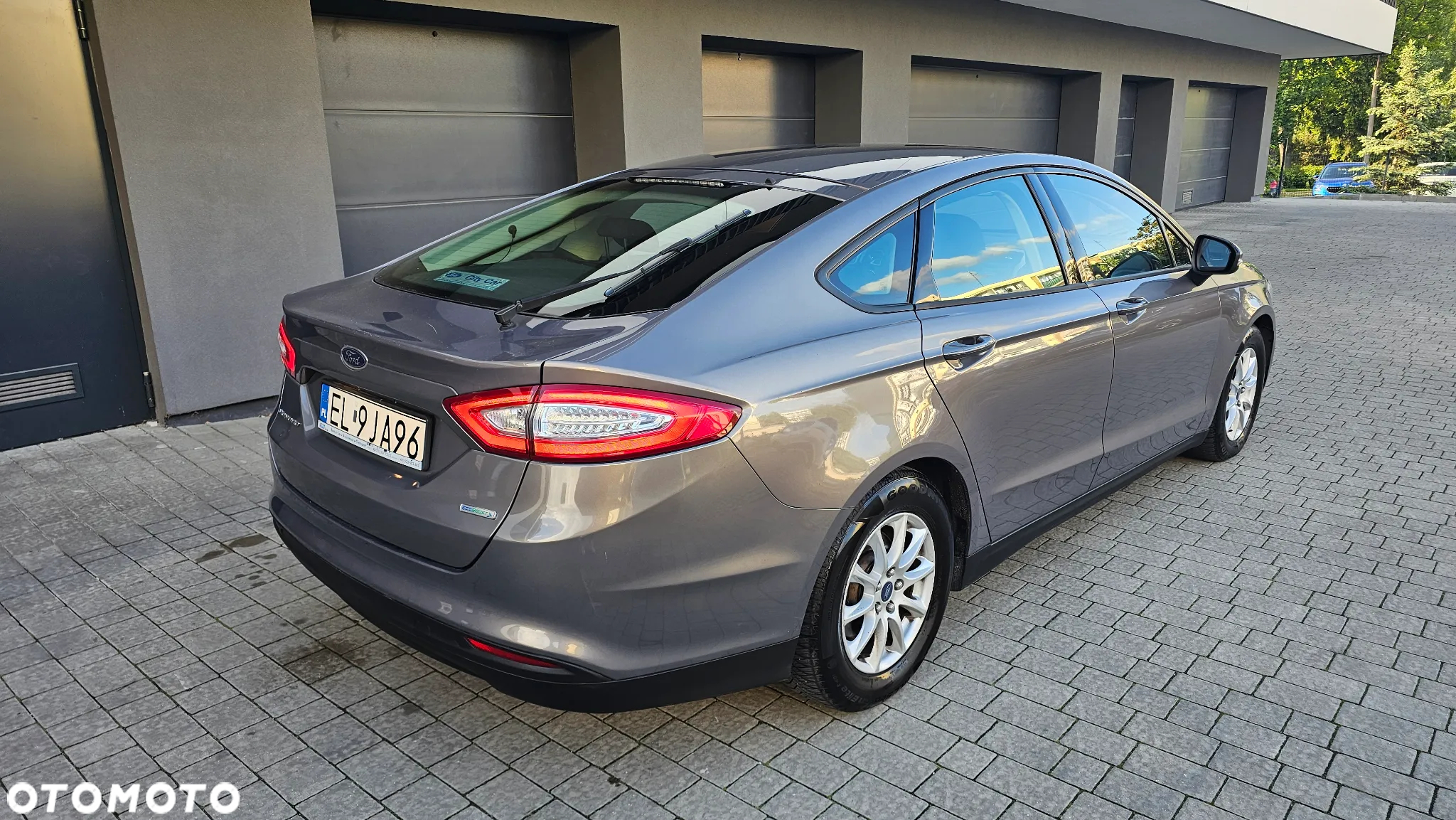 Ford Mondeo 1.5 EcoBoost Ambiente - 3