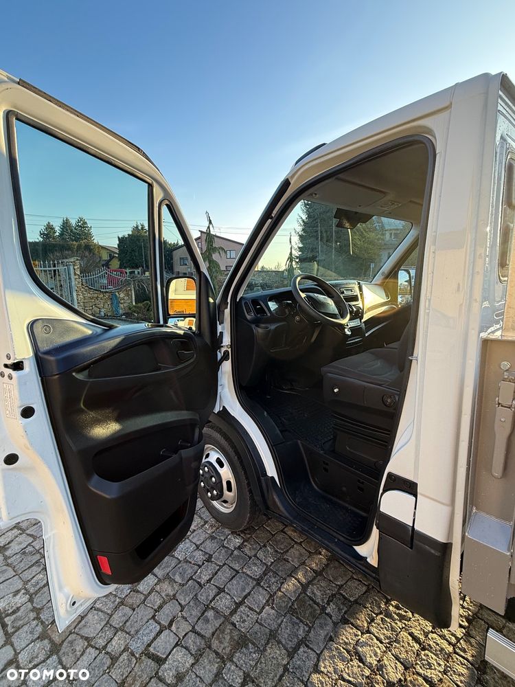 Iveco Daily 35C14 35C15 50C15 - 19