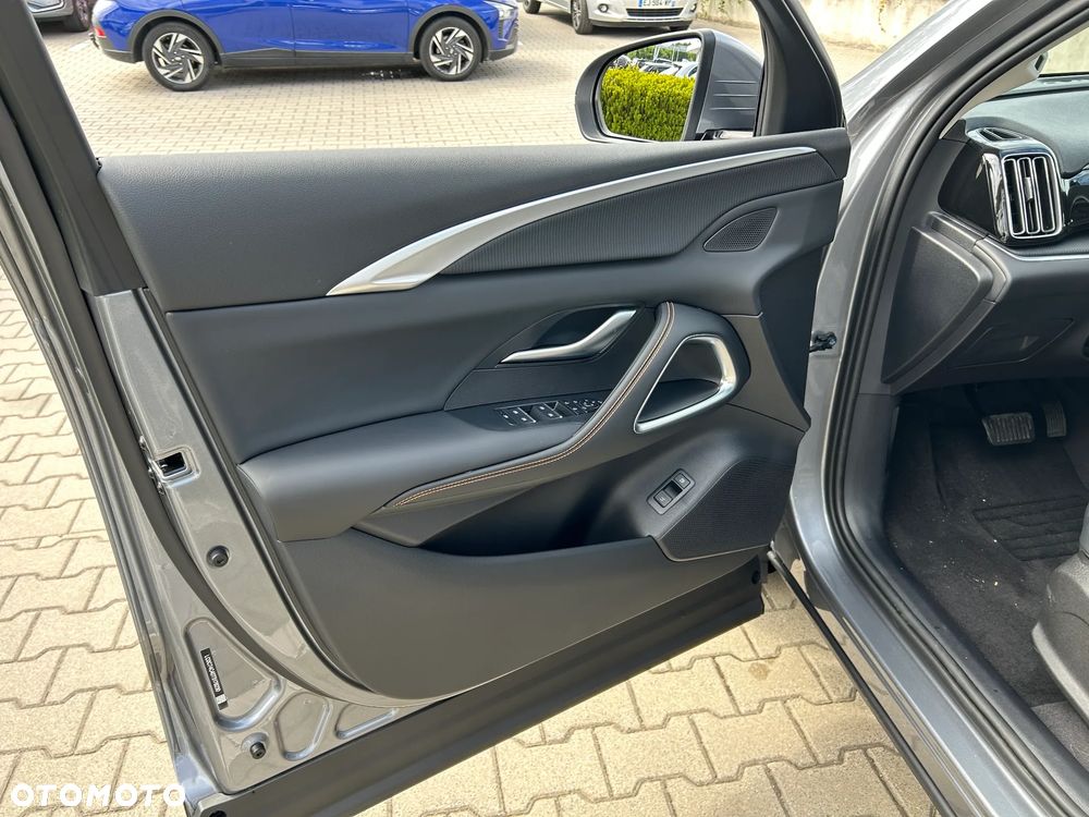 BYD Sealion 5 1.5 Design - 18